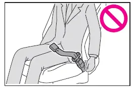 Subaru Solterra safe distance positioning from driver airbag illustration
